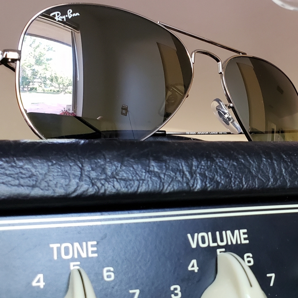 Ray Ban (New) RB3025 Silver with grey flash mirror